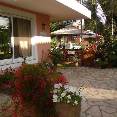 Hotel Avra Lijá Kültér fotó