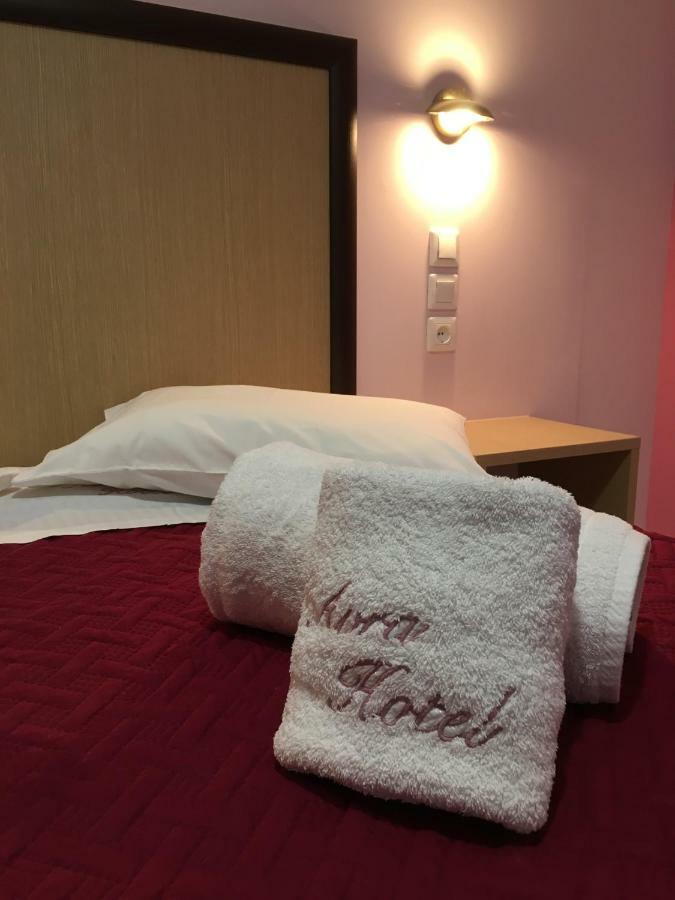 Hotel Avra Lijá Kültér fotó