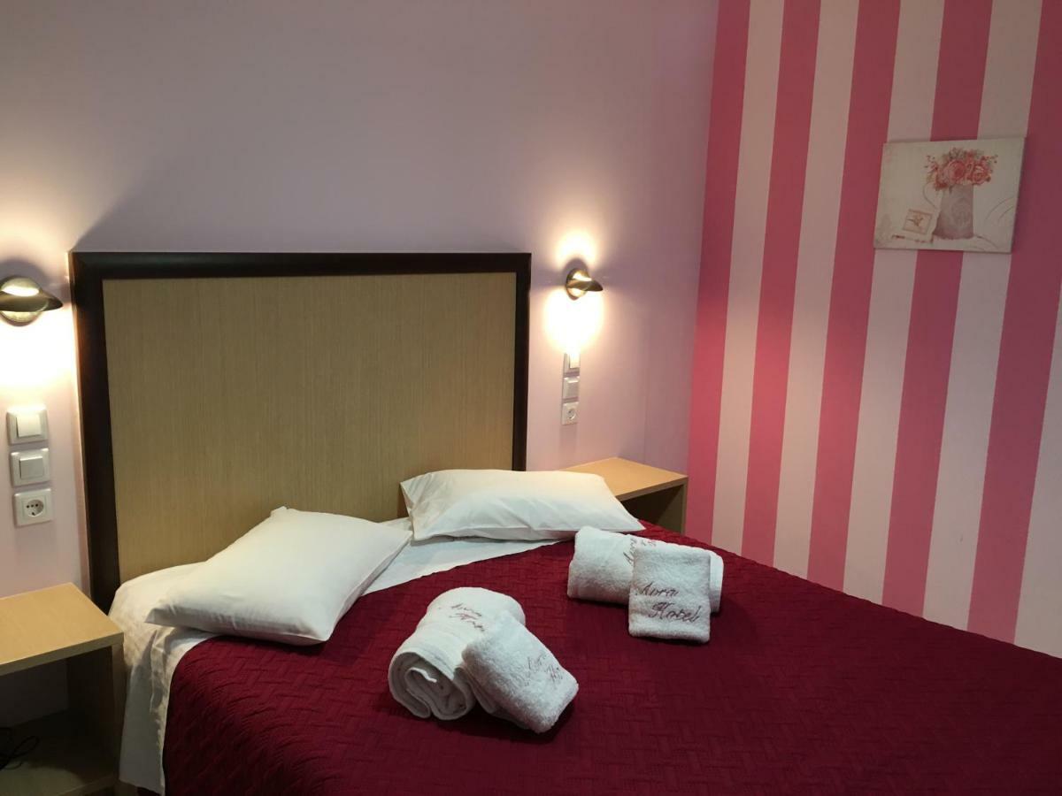 Hotel Avra Lijá Kültér fotó